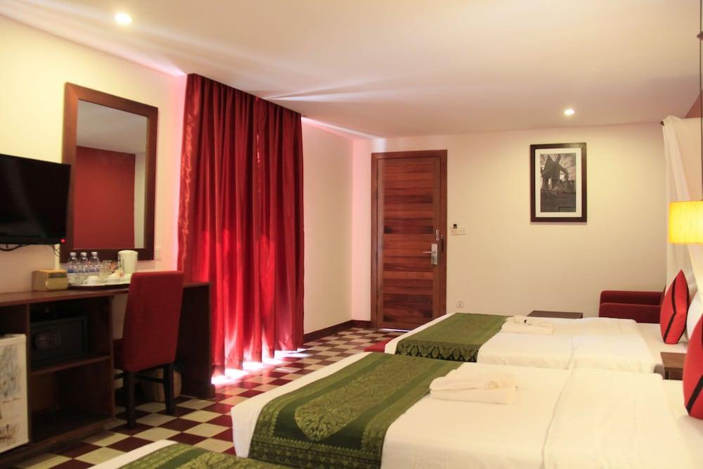 Mekong Angkor Deluxe Hotel Siem Reap Esterno foto