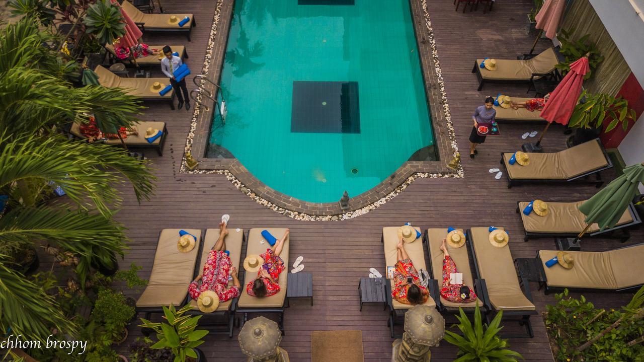 Mekong Angkor Deluxe Hotel Siem Reap Esterno foto