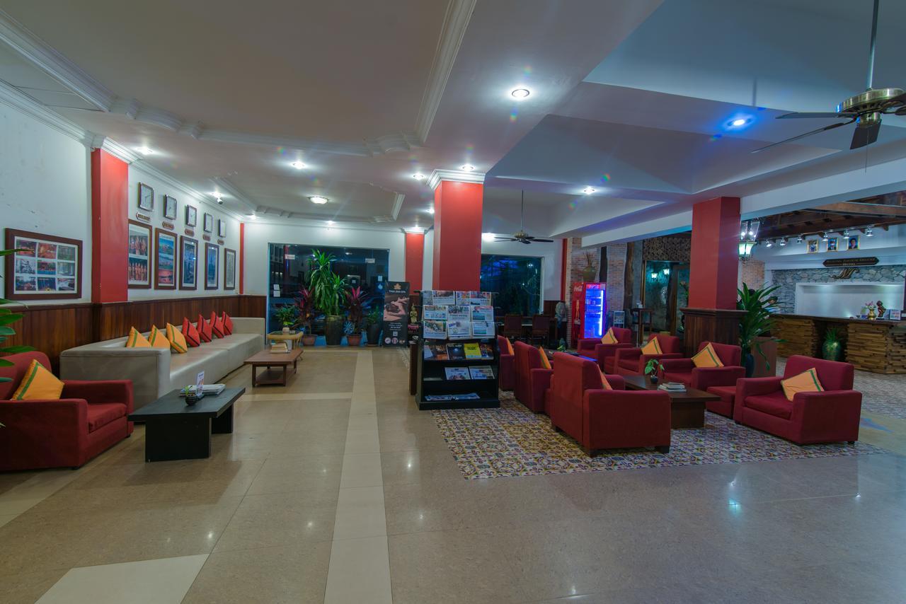 Mekong Angkor Deluxe Hotel Siem Reap Esterno foto