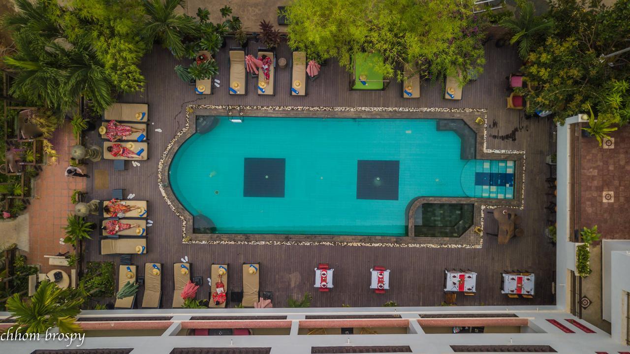 Mekong Angkor Deluxe Hotel Siem Reap Esterno foto